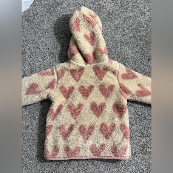 Hanna Andersson Print Recycled Marshmallow Fleece Jacket in Oat Hearts Size 2T - Picture 11 of 15